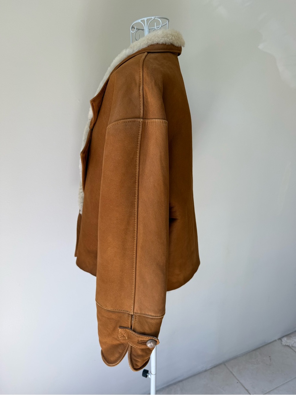 Vintage Shearling Sheepskin Aviator Jacket Tan Leather Coat Size S Oversized - Picture 4 of 8